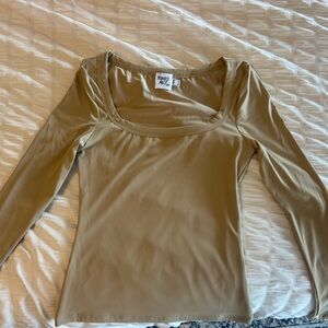 Long sleeve cream shirt